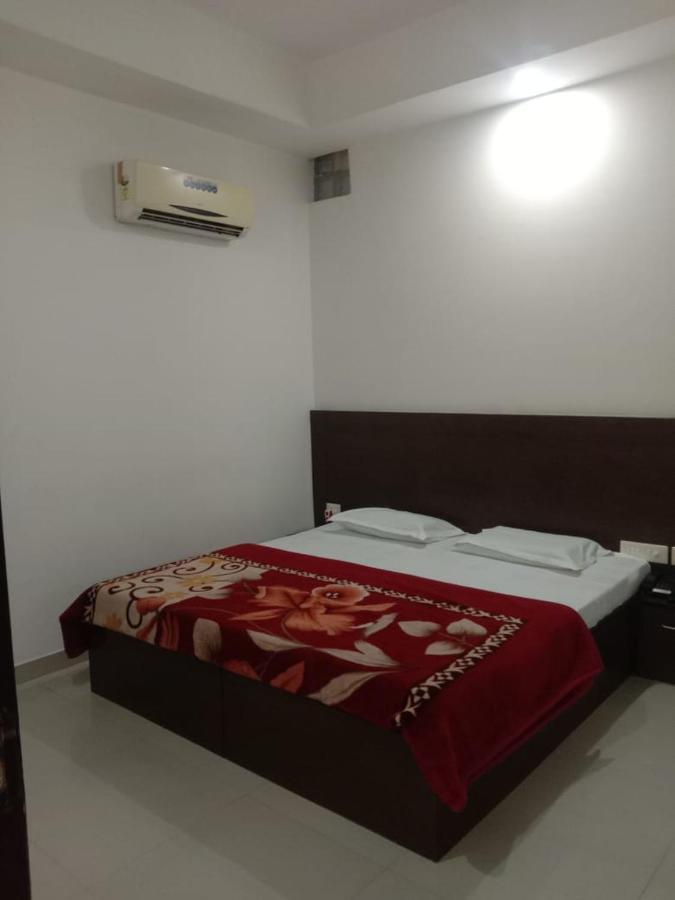 Supreme Guest House By Wb Inn Agra (Uttar Pradesh) Exterior foto