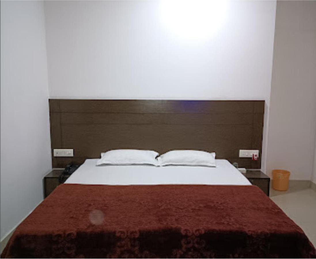 Supreme Guest House By Wb Inn Agra (Uttar Pradesh) Exterior foto
