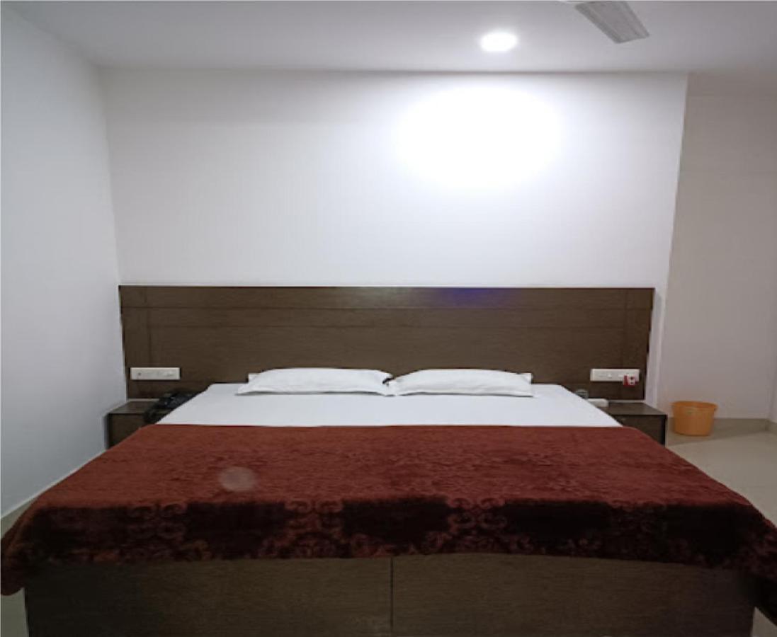 Supreme Guest House By Wb Inn Agra (Uttar Pradesh) Exterior foto
